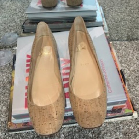 Meet your Posher, Alisha! The Art of Luxe. - Picture 5 of 7